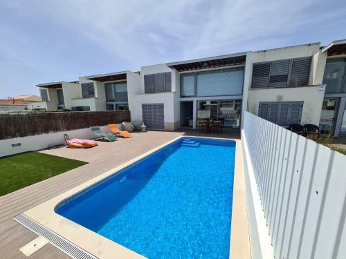 Meco Beach Villa