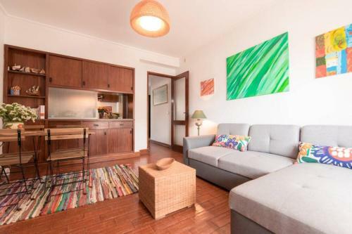 Apartamento T2 Com Vista Mar A 4 Minutos Da Praia