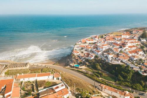 Apartamento Azenhas Do Mar West Coast Design And Surf Villas