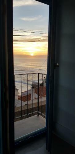 Apartamento Azenhas Do Mar West Coast Design And Surf Villas