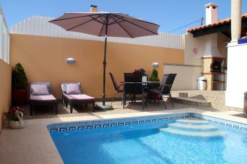 Castelinho Carrascal Sintra Apt & Heated Pool