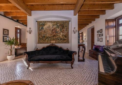 Restored Winery On The Atlantic 3bedroom House