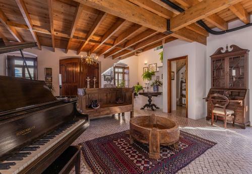 Restored Winery On The Atlantic 3bedroom House