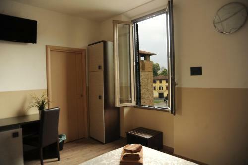 Hostal Guesthouse Buonarroti Florence
