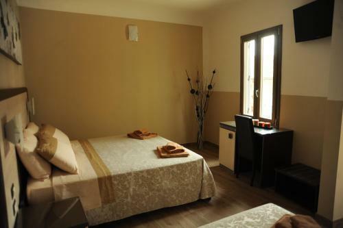 Hostal Guesthouse Buonarroti Florence