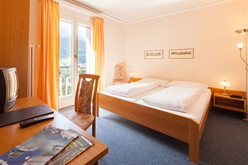 Hotel Minotel Edelweiss(.)