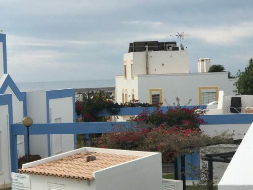 Luxury Townhouse Villa, Large Pool And Gardens - Exquisite Location