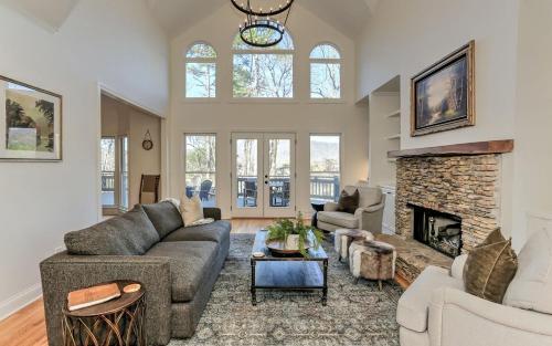 Hillside Manor