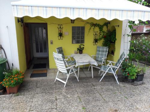 Apartamento Ferienwohnung Lerchennest