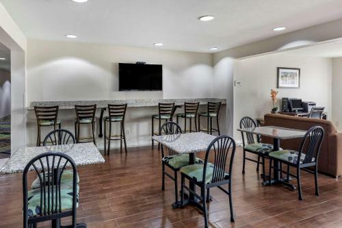 Hotel Microtel Inn & Suites By Wyndham Longview