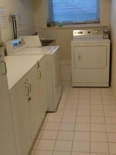 Aparthotel North Melbourne Serviced Apartment
