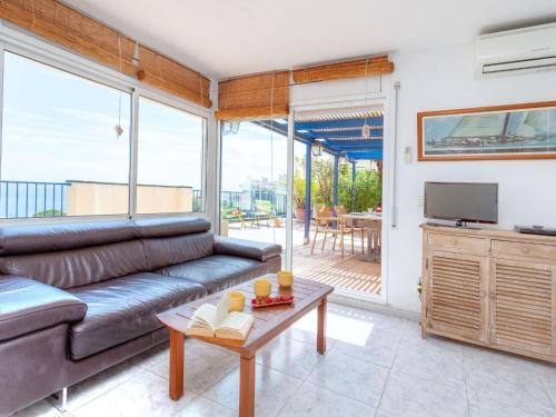 Apartment Edifici L'olivar II Llan��