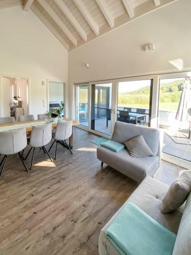 Apartamento Wundersch�ne Helle Wohnung Mit Gro�er Dachterrasse