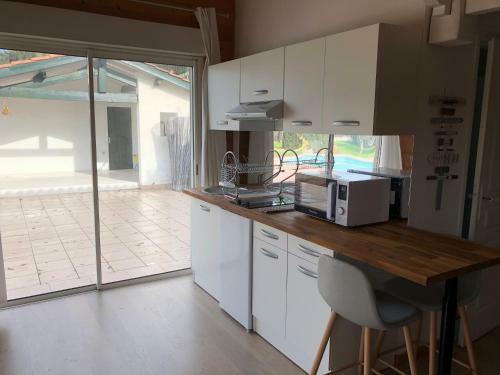 Hostal Chalet Ind�pendant Avec Piscine Proche Du Centre