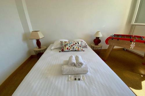 Apartamento Le Castelnauvien - 3 Chambres Avec Parking !