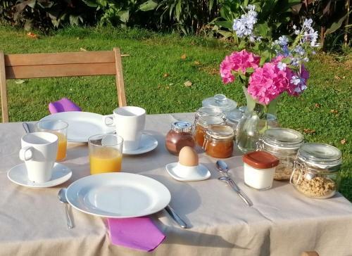 Bed & Breakfast Domaine De La Castagn�re