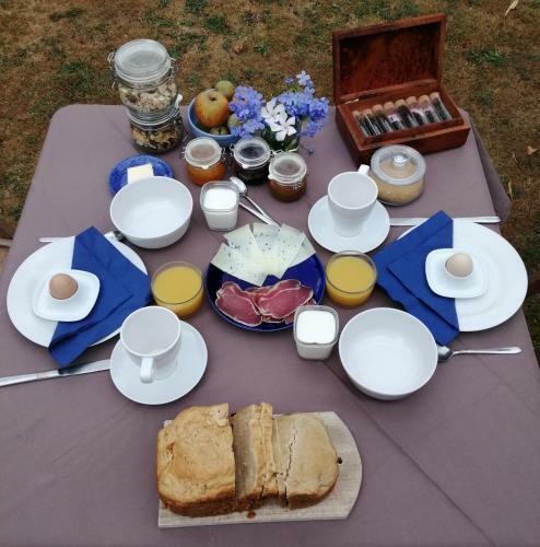 Bed & Breakfast Domaine De La Castagn�re