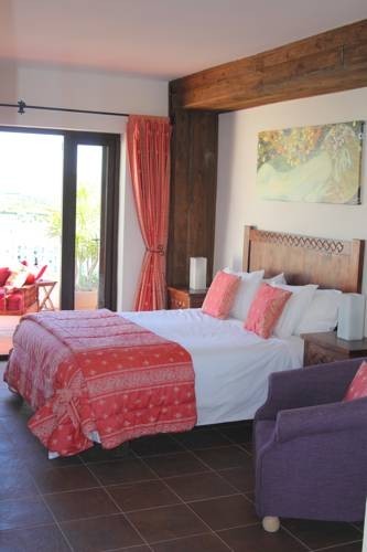Hostal Avalon