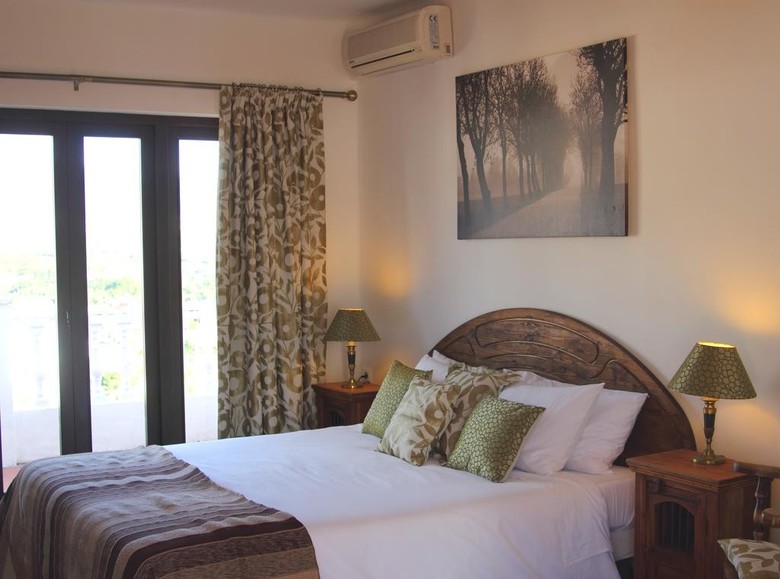 Hostal Avalon