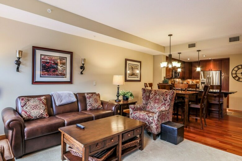 Aparthotel Spring Creek Vacations - Rundle Cliffs Lodge