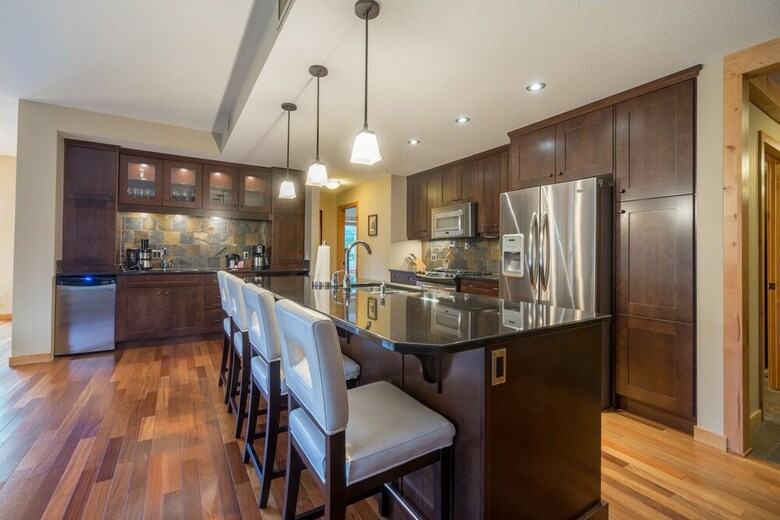 Aparthotel Spring Creek Vacations - Rundle Cliffs Lodge
