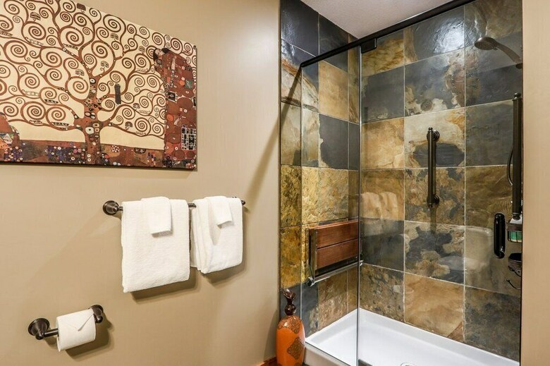 Aparthotel Spring Creek Vacations - Rundle Cliffs Lodge