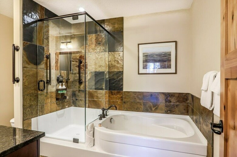 Aparthotel Spring Creek Vacations - Rundle Cliffs Lodge