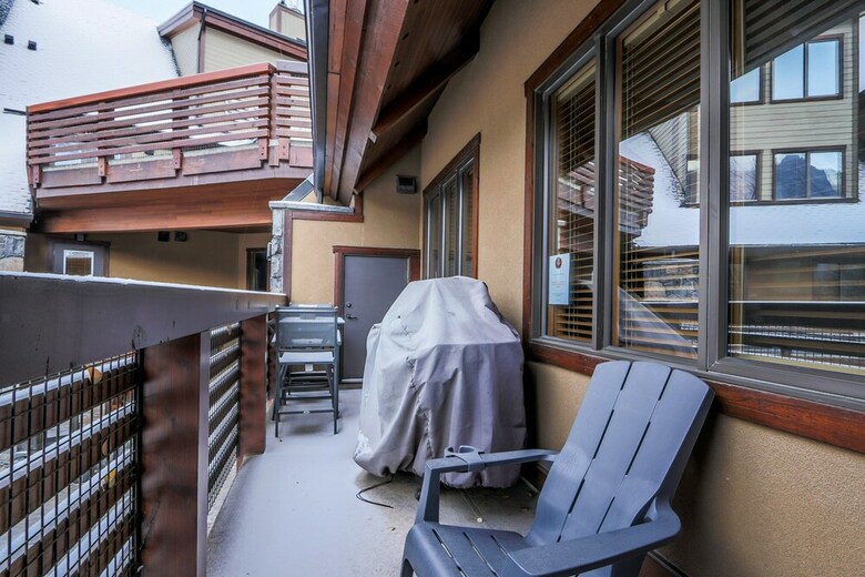 Aparthotel Spring Creek Vacations - Rundle Cliffs Lodge