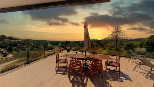 Villa � L'entr�e de Porticcio - Piscine - Vue D�gag�e