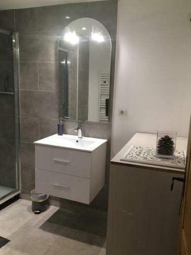 Hostal La Petite Cabri�re