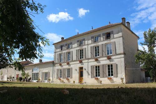 Bed & Breakfast Logis De L'arceau