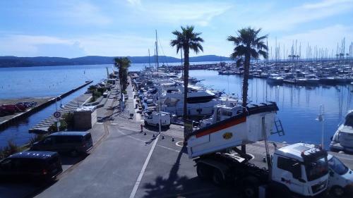 Apartamento Studio de 27 M� + 70 M� de Jardin � 100 M Des Plages