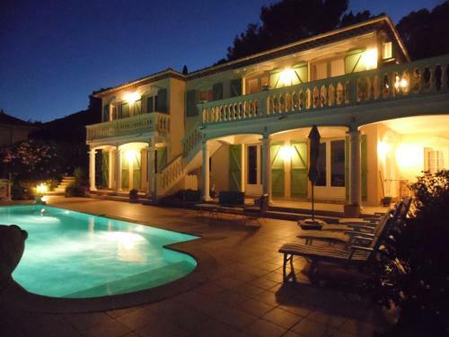 Apartamentos La Bastide Fleurie