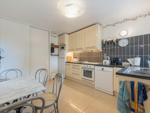 Holiday Home Rok�mar