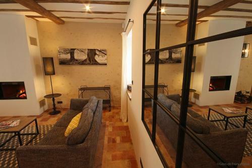Posada Gite De La Coispilli�re
