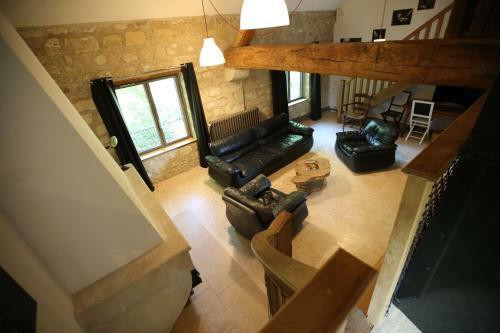 Le Domaine De Mona - G�te De Caract�re