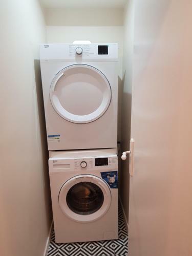 Apartamento Appartement En Colocation De 5 Chambres � Cergy 10