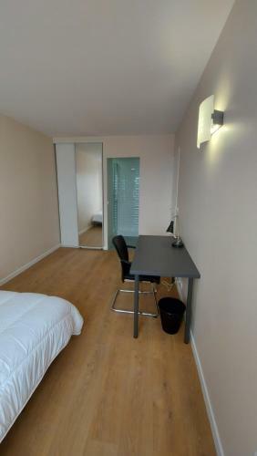Apartamento Appartement En Colocation De 5 Chambres � Cergy 10