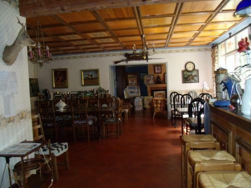 Hostal Chambres � La Ferme De Falgas