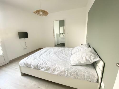 Belle Maison De 140m2, Proche Centre Ville