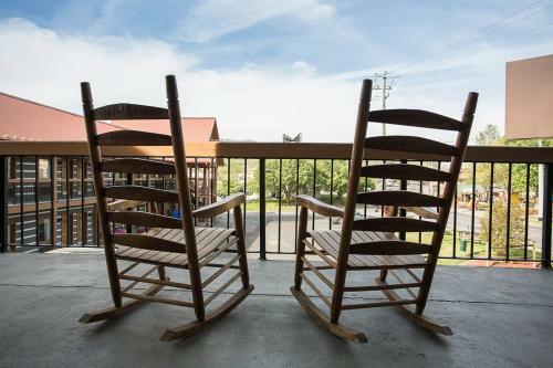 Hotel Timbers Lodge - Pigeon Forge