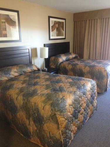 Best Canadian Motor Inns - Peace River