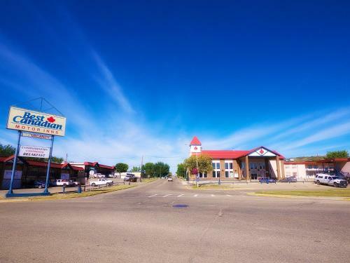 Best Canadian Motor Inns - Peace River