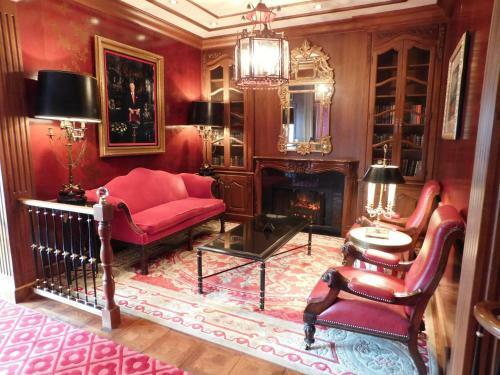 Hotel Pine Inn - Carmel