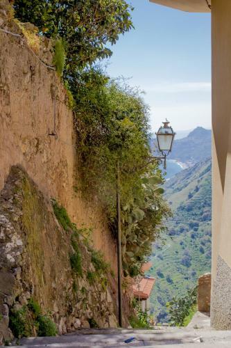 Terrazza Durazzesca - Il Belvedere Sul Golfo