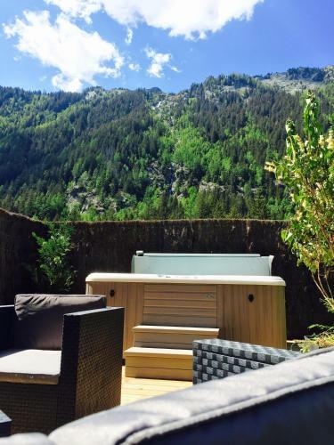 Chalet Le Petit Nicolas, Jacuzzi, Vue Mont Blanc
