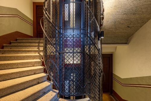 Modern Hypercenter 3br Apartment + View 180�