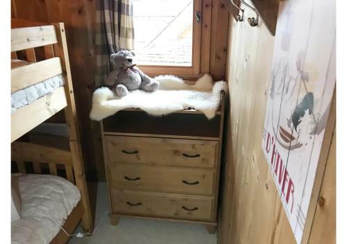Family Chalet Central Chamonix Mont Blanc Views