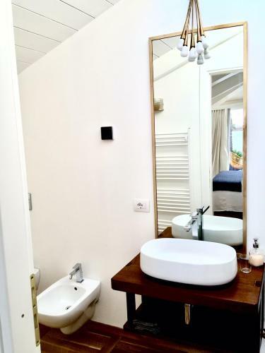 Apartamento Mansarda Con Terrazza E Idromassaggio
