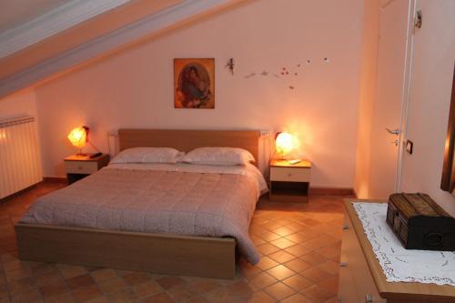Apartamento Mansarda Viti - Sguardo Su Frontone -